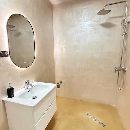 Appartement Luxury 4 Near Square 21 Tirana
