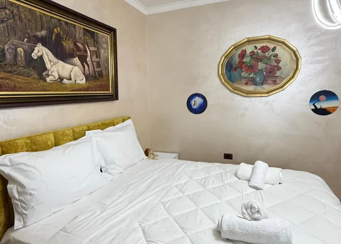 Luxury 4 Near Square 21