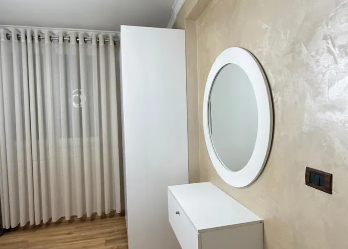 Luxury 4 Near Square 21 Appartement *